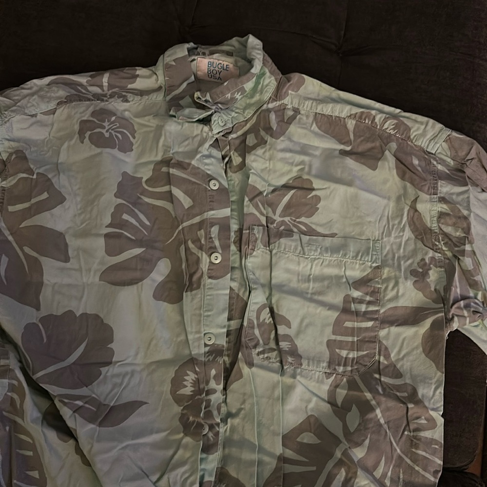 Vintage Bugle Boy Hawaiian shirt.  80’s.  Large.